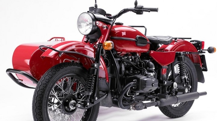 Ural Red October lewy przod