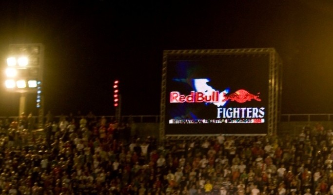 Backflip Red Bull X-Fighters fot Flo Hagena Red Bull Photofiles