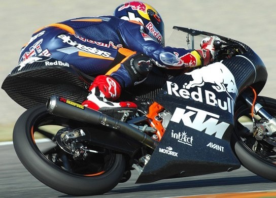 Red Bull KTM Moto3 z