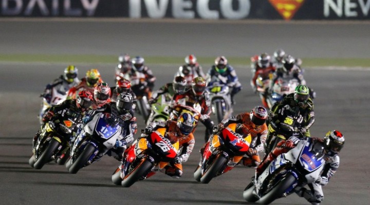 Poczatek wyscigu Katar Grand Prix 2012 z