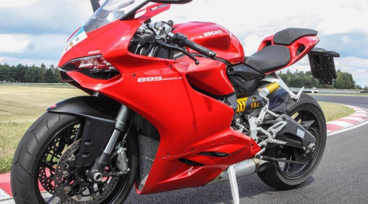 Ducati 899 Panigale MY2014 lewy profil z
