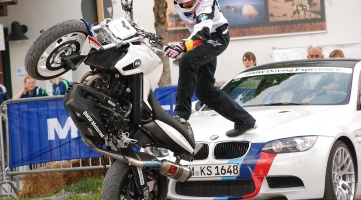 Samochod i motocykl BMW z