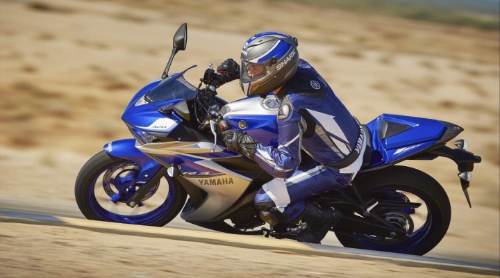 2015 YAMAHA YZF R3 z