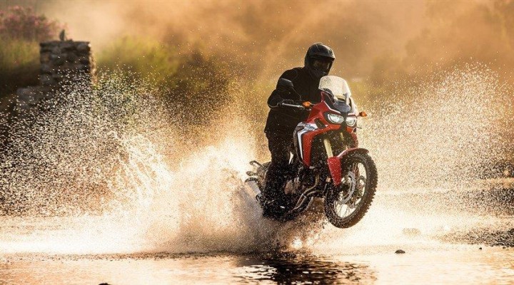 Africa Twin CRF1000L  z