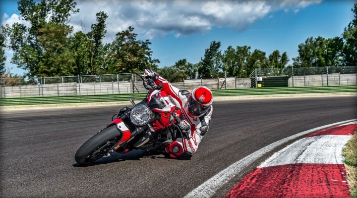Ducati Monster 1200R 2016 z