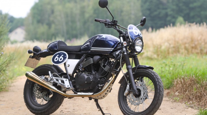 przod z prawej Romet Scrambler 250 Scigacz.pl z