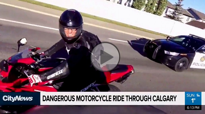 kanadyjski motocyklista ucieka przed policja z
