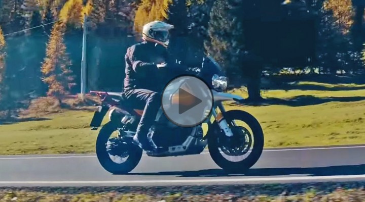 Moto Guzzi V85 TT z