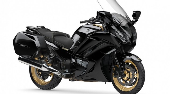 Yamaha FJR1300 Ultimate Edition prawy bok z