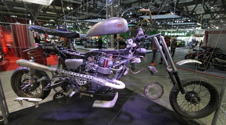 customizing motocykli motocykl rozlozony na czesci z