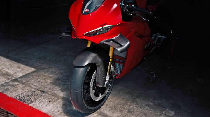Ducati Panigale V4 S 2025 Carbon blotnik z