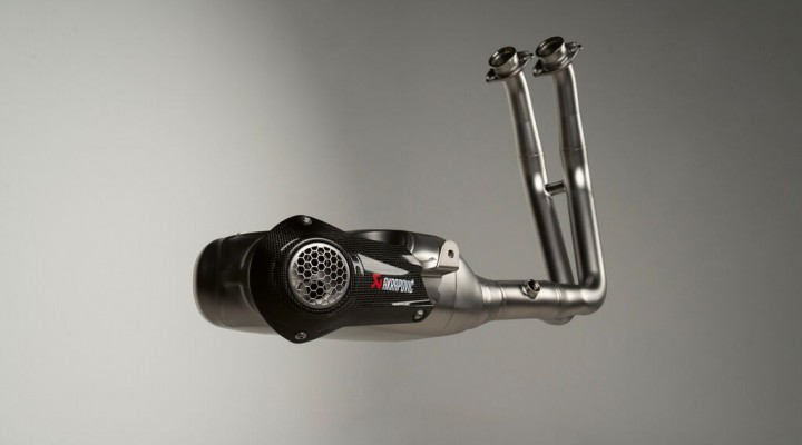 akrapovic suzuki z