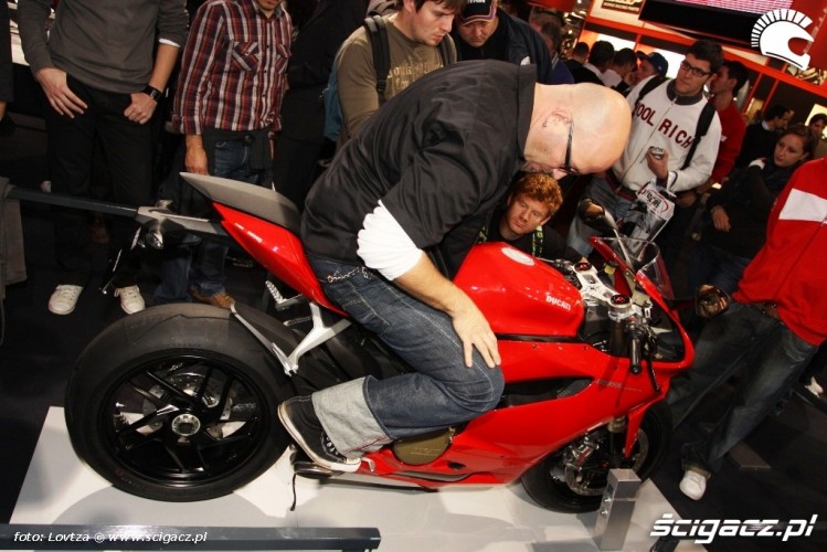 Oblezenie_Panigale.jpg