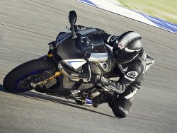 2015 Yamaha R1M racer