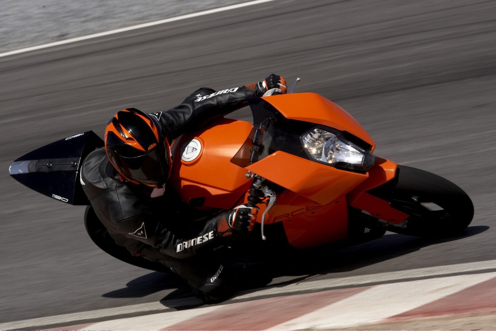RC8 KTM w akcji