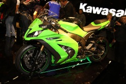 Kawasaki ZX10R 2011 lewy bok