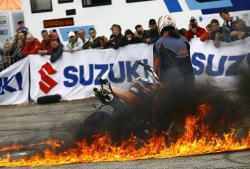 stunt extrememoto niedziela 2009 bemowo l mg 0284