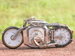 Motocykl z zegarkow