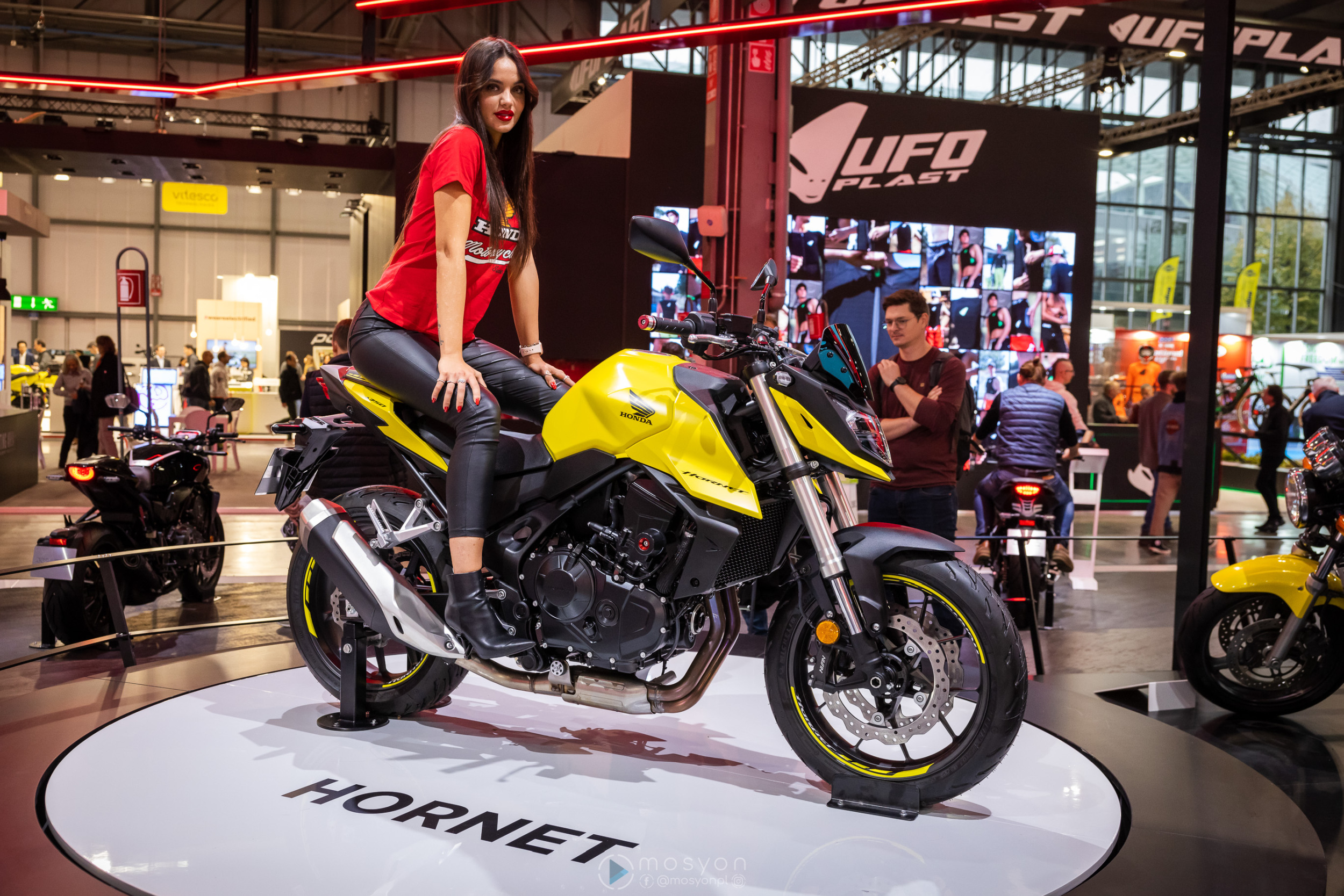 Zdj Cia Laska Honda Hornet Eicma Zdjecia Z Targow W Mediolanie