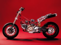 Ducati Hypermotard 1100 golas