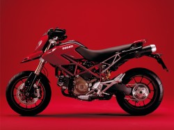 Ducati Hypermotard 1100 profil