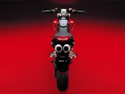 Ducati Hypermotard 1100 tyl