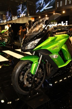 przednie zawieszenie Kawasaki Z100SX 2011