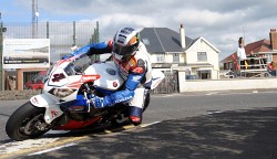 john mcguinness wins first superbike race 2013