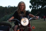 kobieta i motocykl motoparty