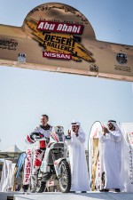 Pawel Stasiaczek na mecie Abu Dhabi Desert Challenge 2014