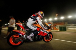 Hayden Katar MotoGP pitlane