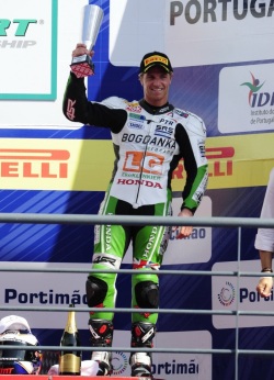 James Ellison na podium 1