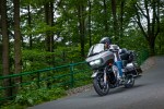 Harley Davidson Road Glide Ultra w akcji przodem