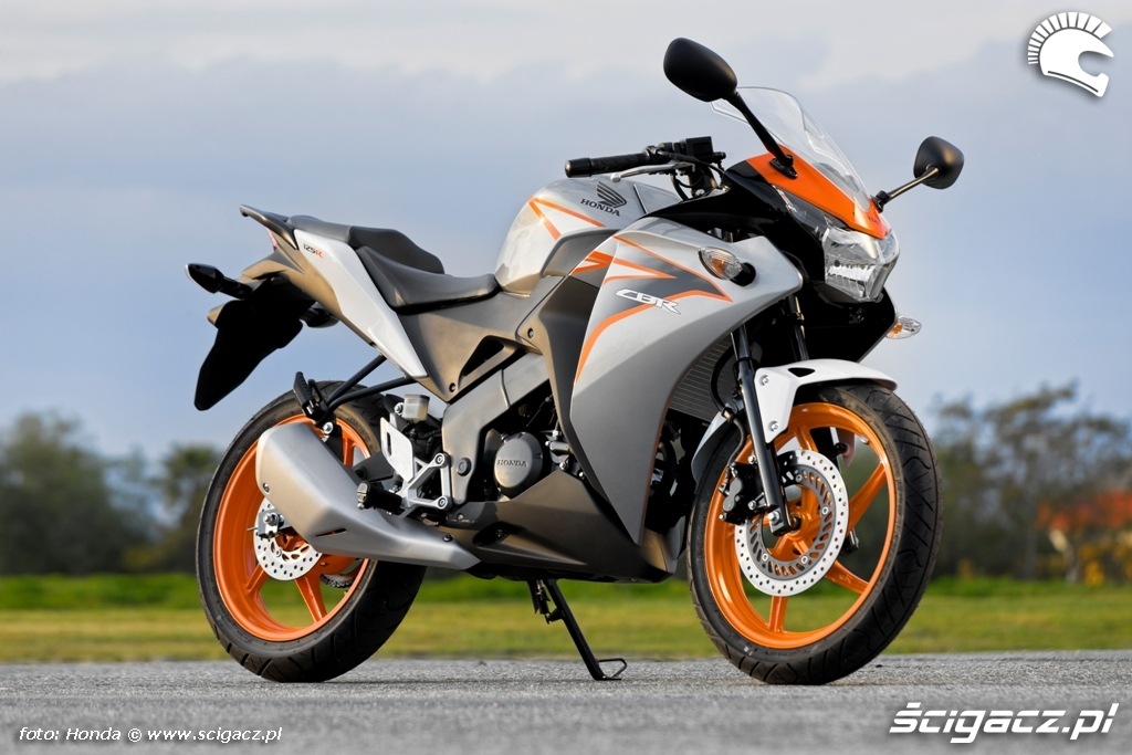 Honda cbr 125 Motocykle 2