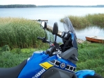 Yamaha Tenere 660 przy jeziorze