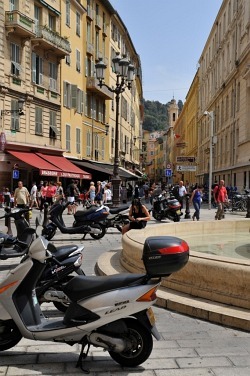 4 Plac w Nicei