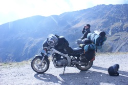 Motocyklem do Gruzji Gory