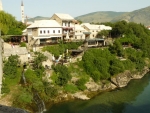 domy nad woda - Long Way na Balkanach