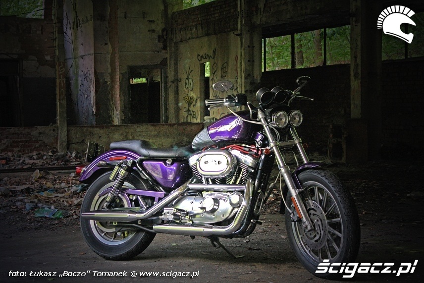 Harley Davidson Sportster 1200 dark