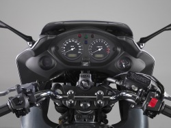 Honda CBF600 kokpit