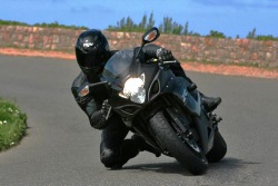 prawy winkiel Suzuki GSX R 1000 K5