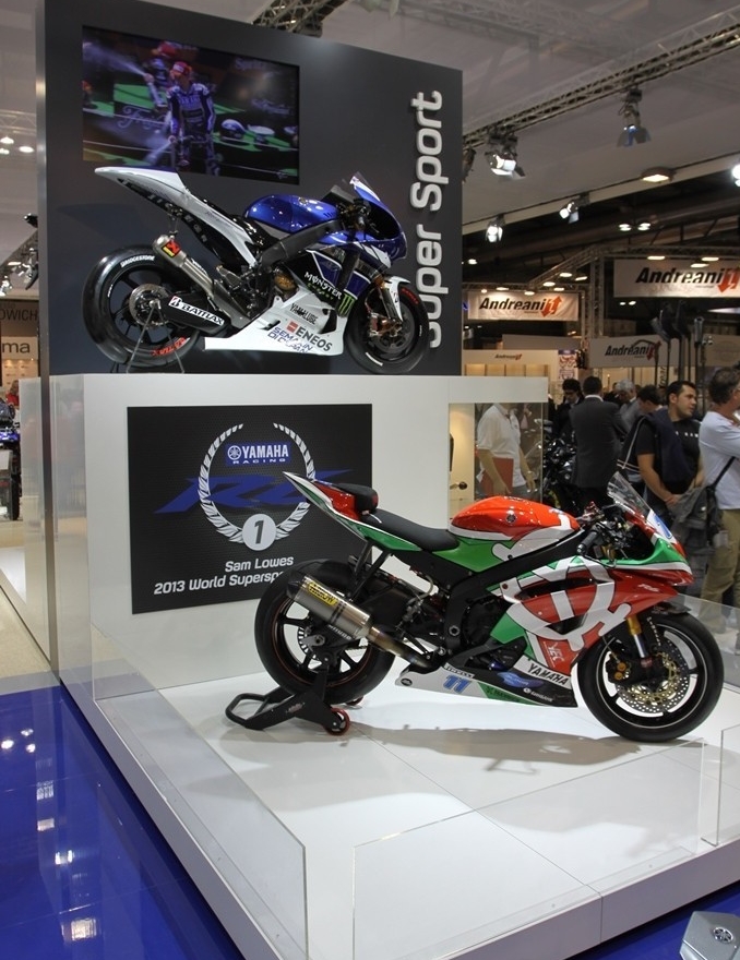 Yamaha targi EICMA 2013 z