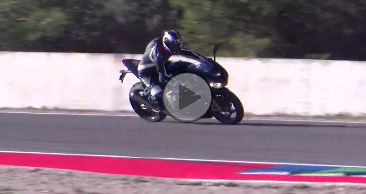 Triumph 765cc Daytona Moto2 z