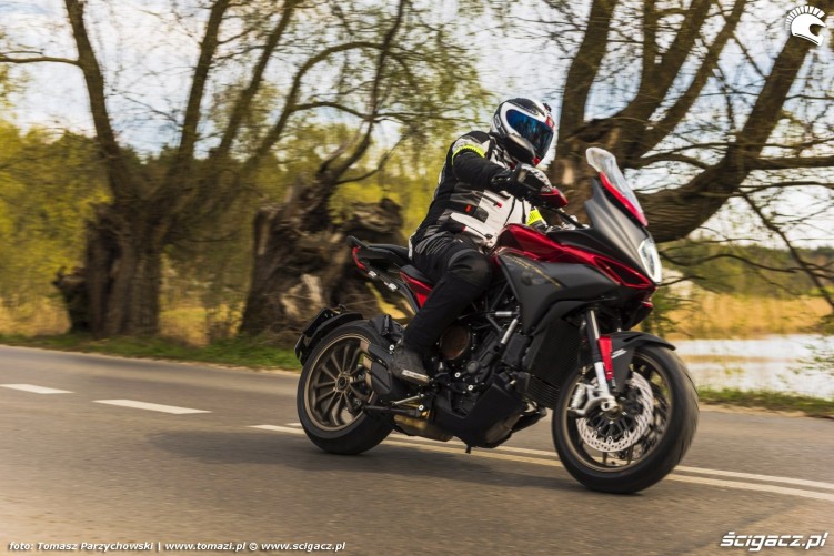 MV Agusta Turismo Veloce 800 Lusso 30 z