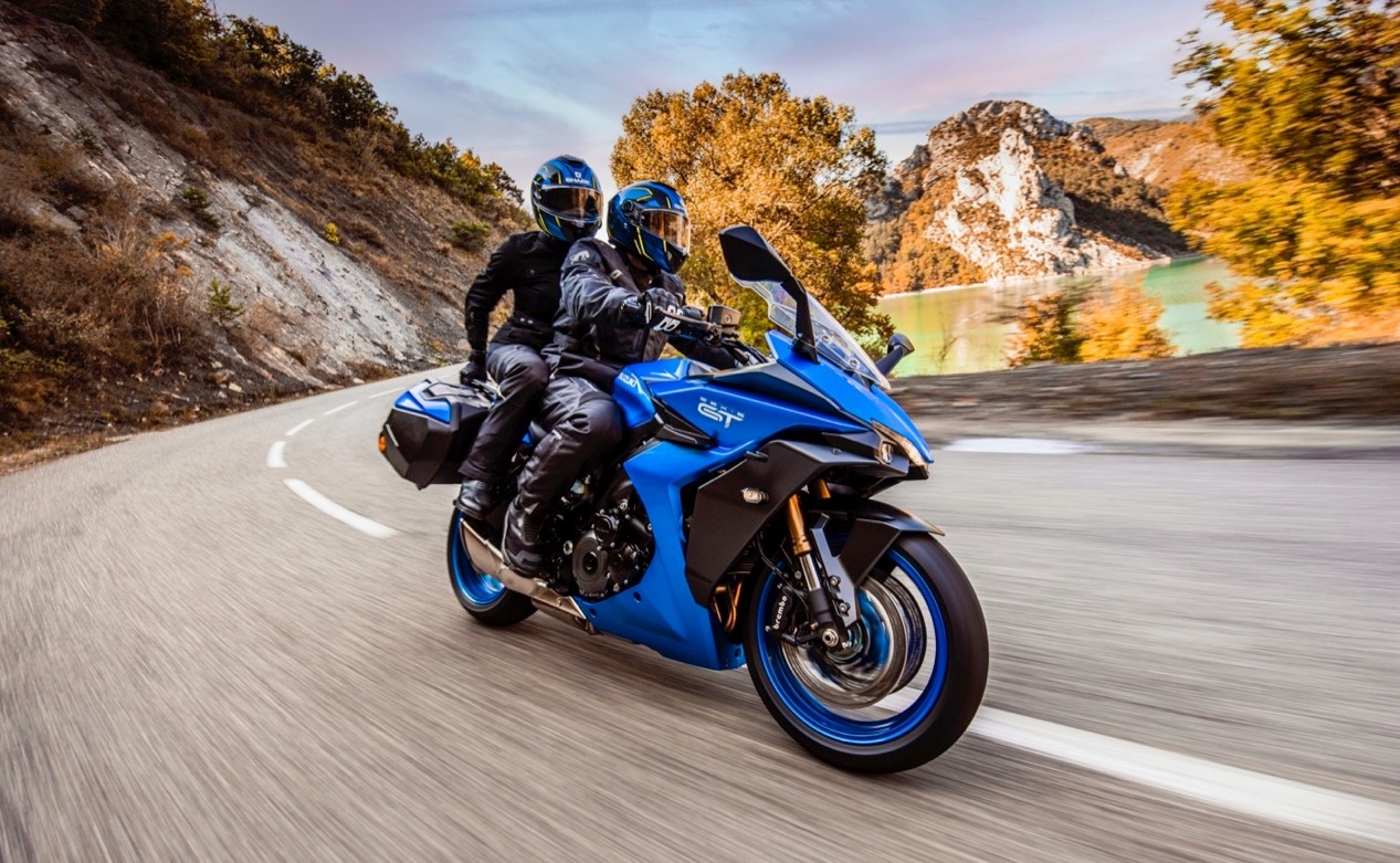 Suzuki GSX S1000GT 3 z