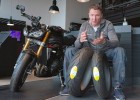 Jak wybrać opony do motocykla Hyper Naked? Ubieramy mocnego golasa. Dunlop SportSmart MK3