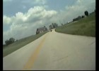 Pickup vs motocyklista - próba morderstwa na drodze