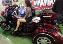 wmw moto center hostessa targi motocykli 2012