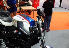 otomoto f800 stunt raptowny wystawa motocykli 2012