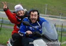 Anita i Pero jazda Tmaxem